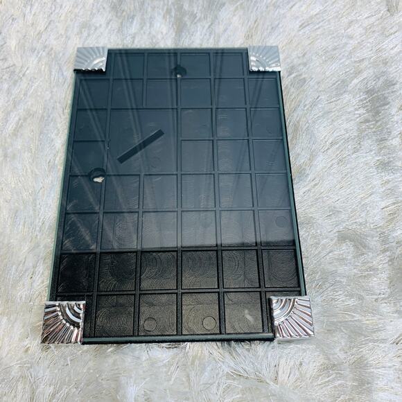 Frameless Glass Tabletop Frame 5 x 7" - Picture 1 of 3